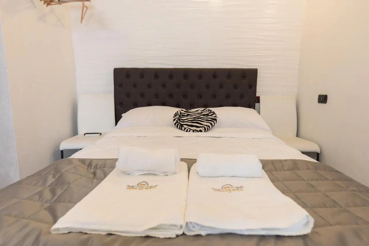Apartment Plaza Suite Collection Rome Italy